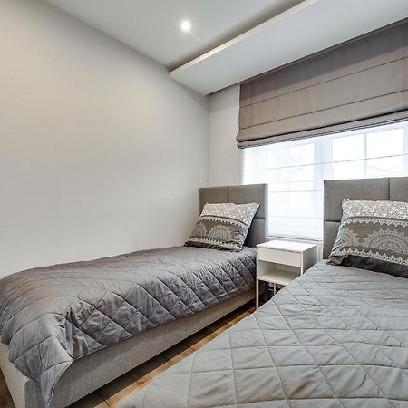 ריבניק Central Platinum Apartments 31 מראה חיצוני תמונה