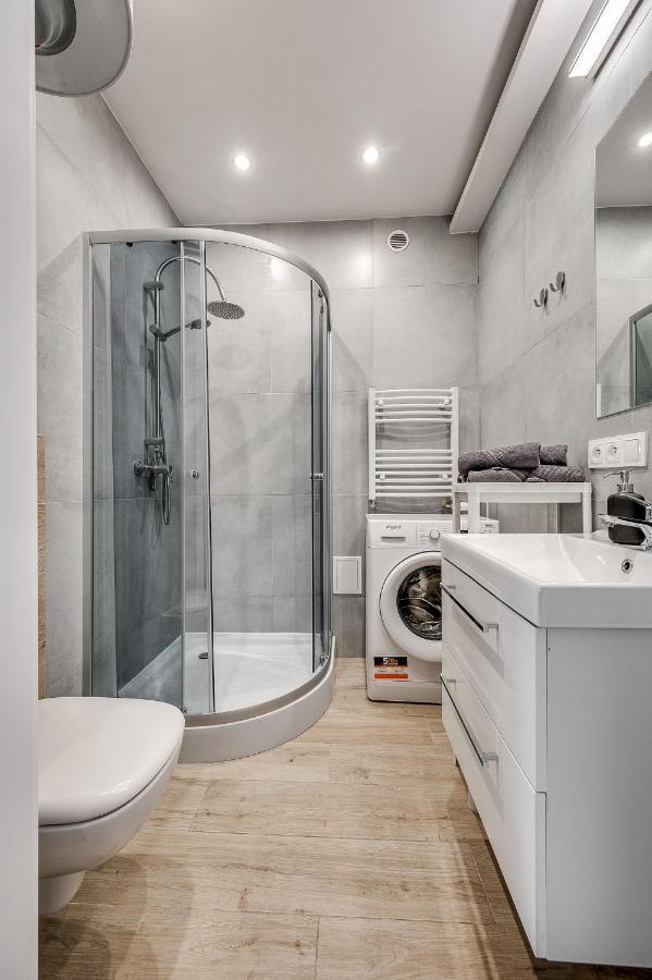 ריבניק Central Platinum Apartments 31 מראה חיצוני תמונה